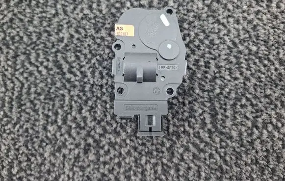 Mercedes-Benz ML W164 Air flap motor/actuator 410475520 412650750