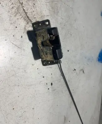 Opel Zafira A Loading door lock 