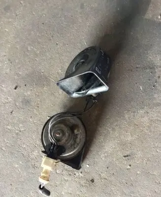 Renault Laguna II Horn signal 0055306