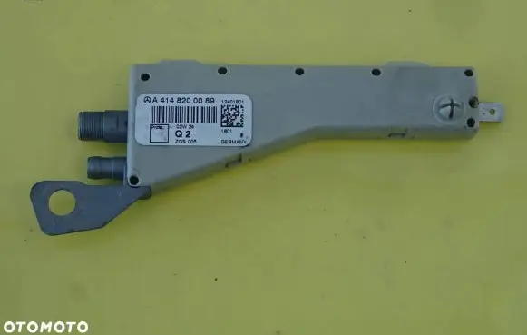 Mercedes-Benz Vaneo W414 Aerial antenna amplifier A4148200089