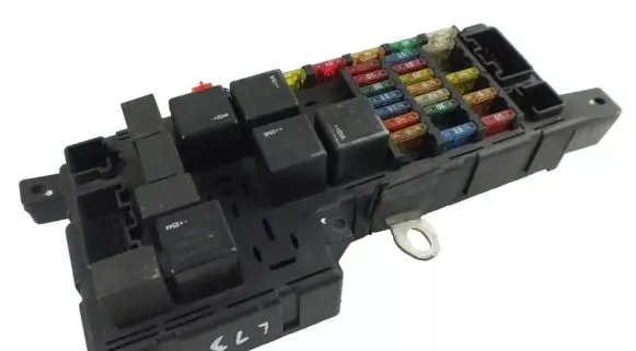 Volvo XC70 Fuse module 8678449