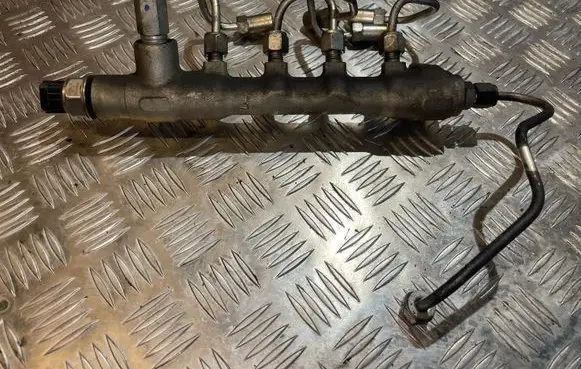 Opel Astra H Fuel main line pipe 55PP0501