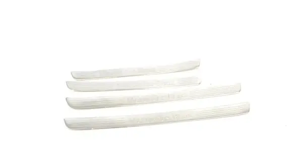 Mercedes-Benz Vito Viano W639 sill trim set (inner) A2226807835 A2226808035