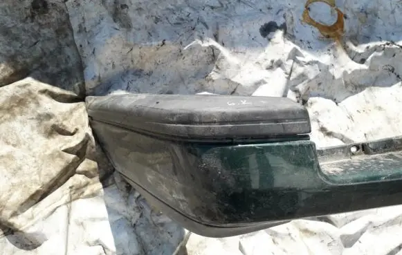 Volkswagen Golf III Rear bumper trim bar molding 
