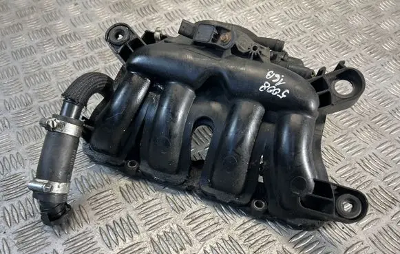 Peugeot 5008 Intake manifold