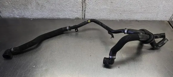 Audi A4 S4 B7 8E 8H Engine coolant pipe/hose 8E1819350AD