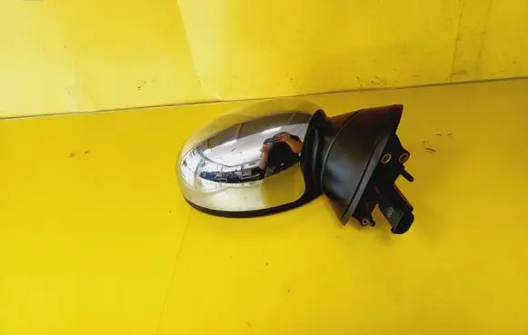 Mini One - Cooper R50 - 53 Front door electric wing mirror