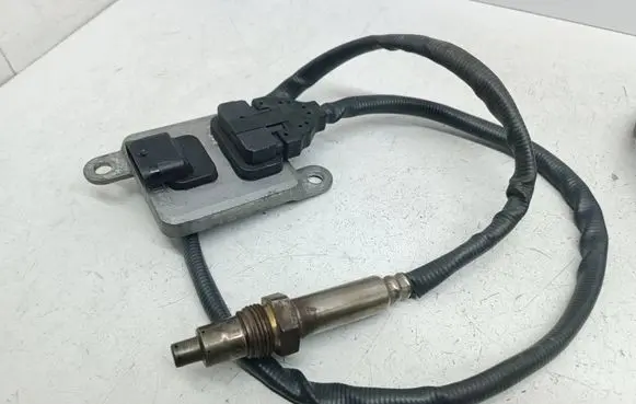 Mercedes-Benz E W212 Lambda probe sensor A0009053603 5WK96683C 0009053603