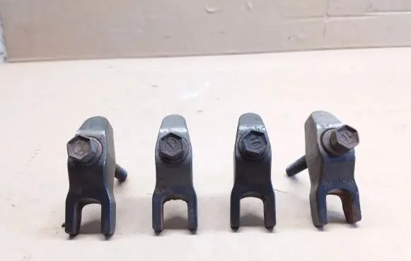 Fuel Injector clamp holder