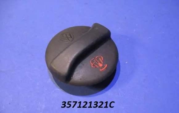 Seat Toledo I (1L) Coolant expansion tank/reservoir cap 357121321C