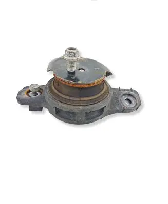 Subaru Legacy VII Engine mount bracket 41022FL00A