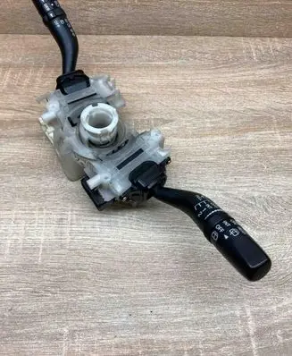 Mazda MPV II LW Wiper turn signal indicator stalk/switch 17E184 17A0893 LE55