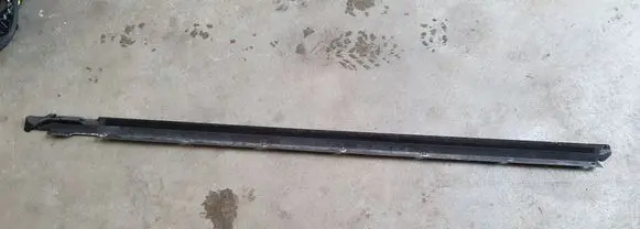 Audi TT TTS RS Mk3 8S Front door glass trim molding 8S0837478