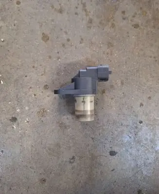 Mercedes-Benz A W168 Camshaft position sensor A0031539728 150104