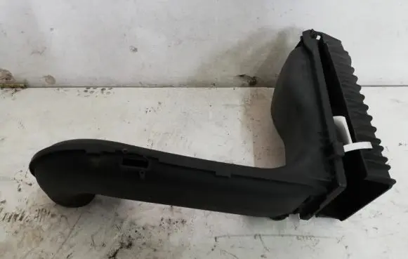 BMW 4 F32 F33 Air filter box AD850756504J 8507565 8507566