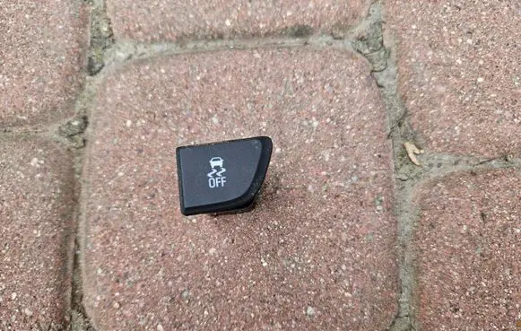 Opel Mokka Tailgate/trunk/boot open switch 31TYS