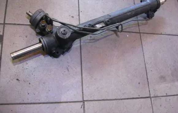 Volkswagen PASSAT B5.5 Steering rack 8D422066 8D1422052