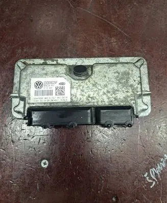 Volkswagen Polo IV 9N3 Engine control unit/module 03C906024F 6384WWD9G