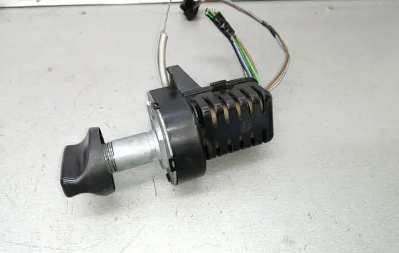 Mercedes-Benz E W124 Climate control unit 1248202210