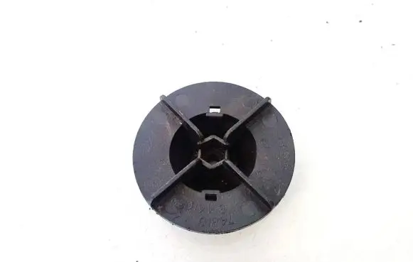 Nissan Note (E11) Spare wheel bolt 74810bm400
