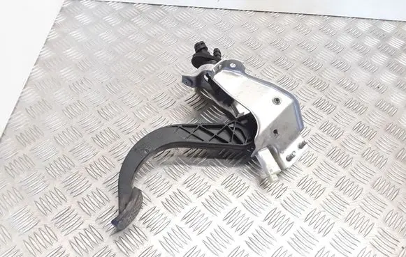 Clutch pedal