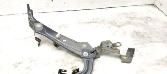 Renault Megane IV Fender mounting bracket 1469615R 031406423R 625123894R