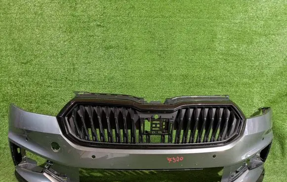 Skoda Fabia Mk4 (6VA) Front bumper 