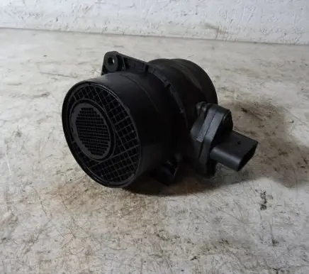 Volkswagen PASSAT B6 Mass air flow meter 0281002461