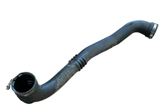 Volvo V40 Air intake hose/pipe 31370176