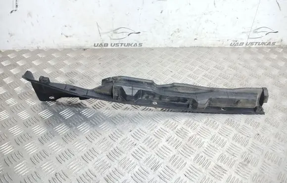 Mazda CX-7 Fender end trim E221507X1
