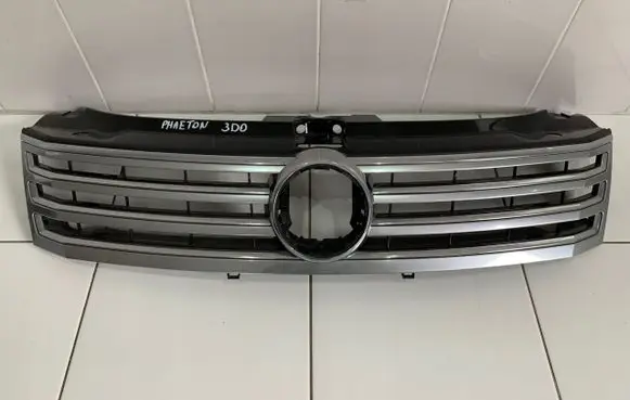 Volkswagen Phaeton Front bumper lower grill 3D0853663