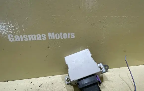 Toyota Avensis T250 Window wiper relay 85940-05020
