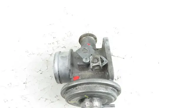 BMW 3 E46 EGR valve 2252302