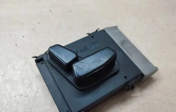 Chrysler Grand Voyager V Seat control switch 56049430AE
