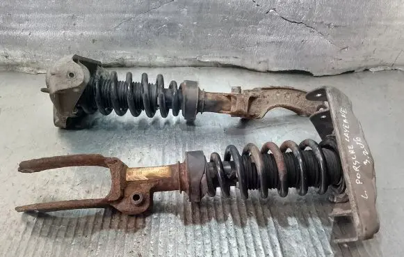 Porsche Cayenne (9PA) Front shock absorber/damper