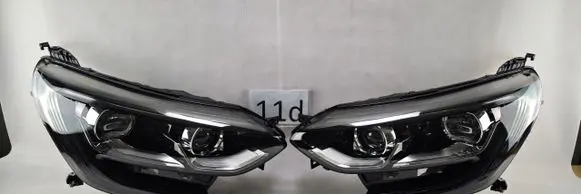 Renault Megane IV Headlights/headlamps set 