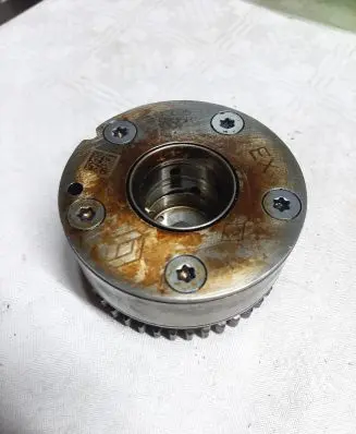 Nissan Qashqai Camshaft pulley/ VANOS 9835R 13025