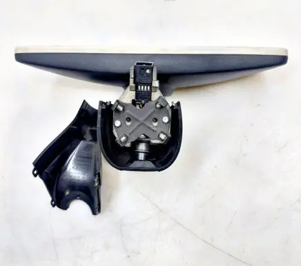Rear view mirror (interior)
