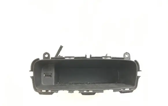 Ford Focus USB socket connector PF1EBA044K30MAP3JA6 2700673