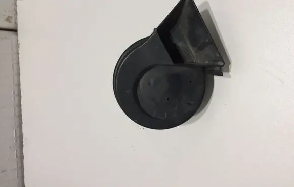 Audi A4 S4 B7 8E 8H Horn signal 8E0951221C