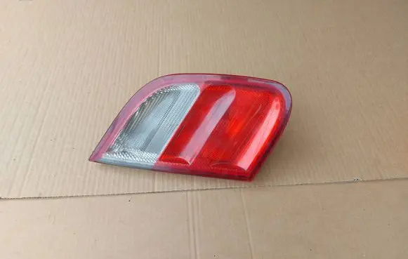 Mercedes-Benz CLK A208 C208 Tailgate rear/tail lights 147595