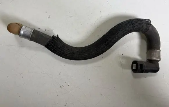 Ford Mustang VI Engine coolant pipe/hose BR3318K579AB