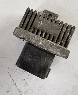 Renault Espace IV Glow plug pre-heat relay