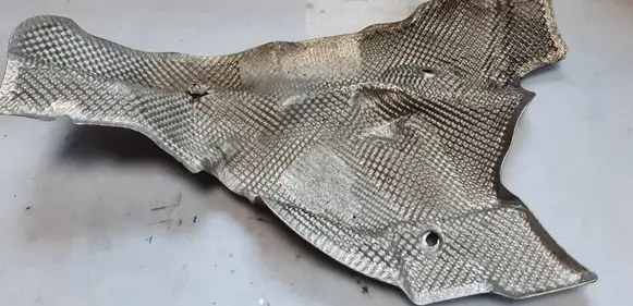 Audi Q7 4M Exhaust heat shield 4M0399299E