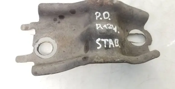 Peugeot 308 Sway bar bush bracket, front 