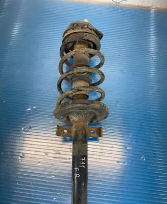 Renault Scenic II - Grand scenic II Front shock absorber with coil spring