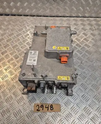 Peugeot 3008 III Voltage converter inverter 984913378001