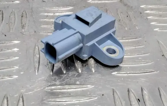 Volkswagen Golf V Airbag deployment crash/impact sensor 1K0955557A