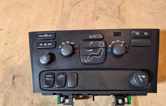 Volvo S60 Climate control unit 8691876