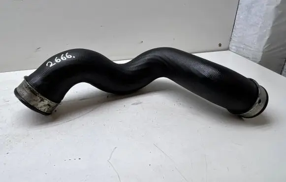 Mercedes-Benz E W211 Intercooler hose/pipe